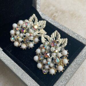 Vintage AB crystal clip on Art pepper Floral Earrings